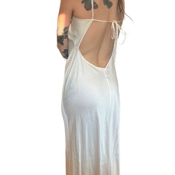 Y2K Victoria’s Secret Ivory Silk Floor Length Bridal Negligee - Picture 2 of 10